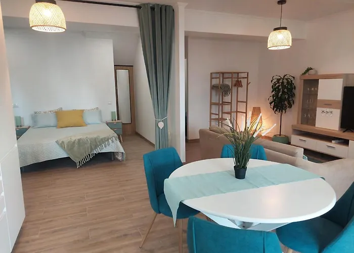 Daire Espiche Near Da Luz